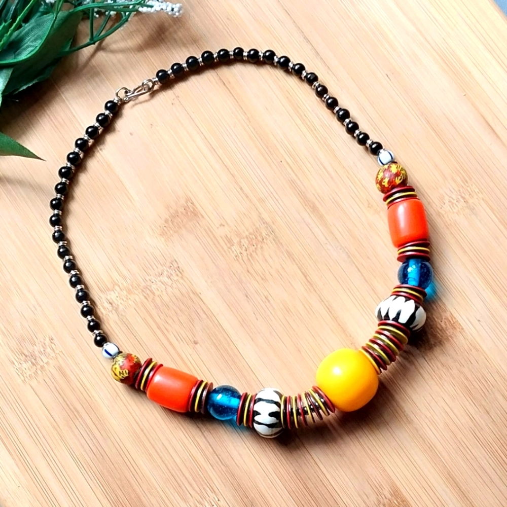 1PC Beautiful Kenyan Modern Trade Bead Necklace - Picture 4 of 5